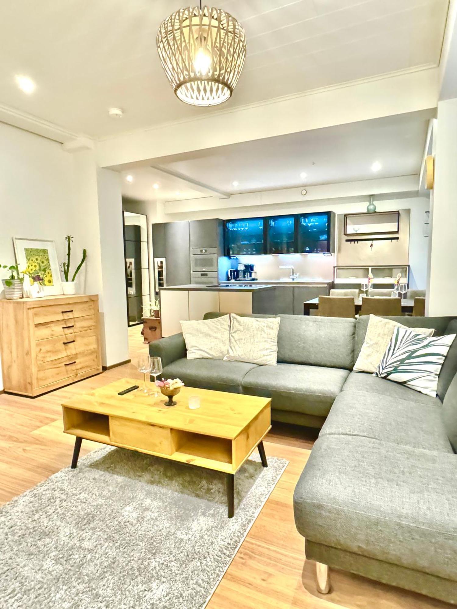 Apartamento Turku Central Luxury Modern Cozy Flat 69M2 Exterior foto